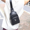 Bolso Sling Louis Vuitton Monogram Eclipse
